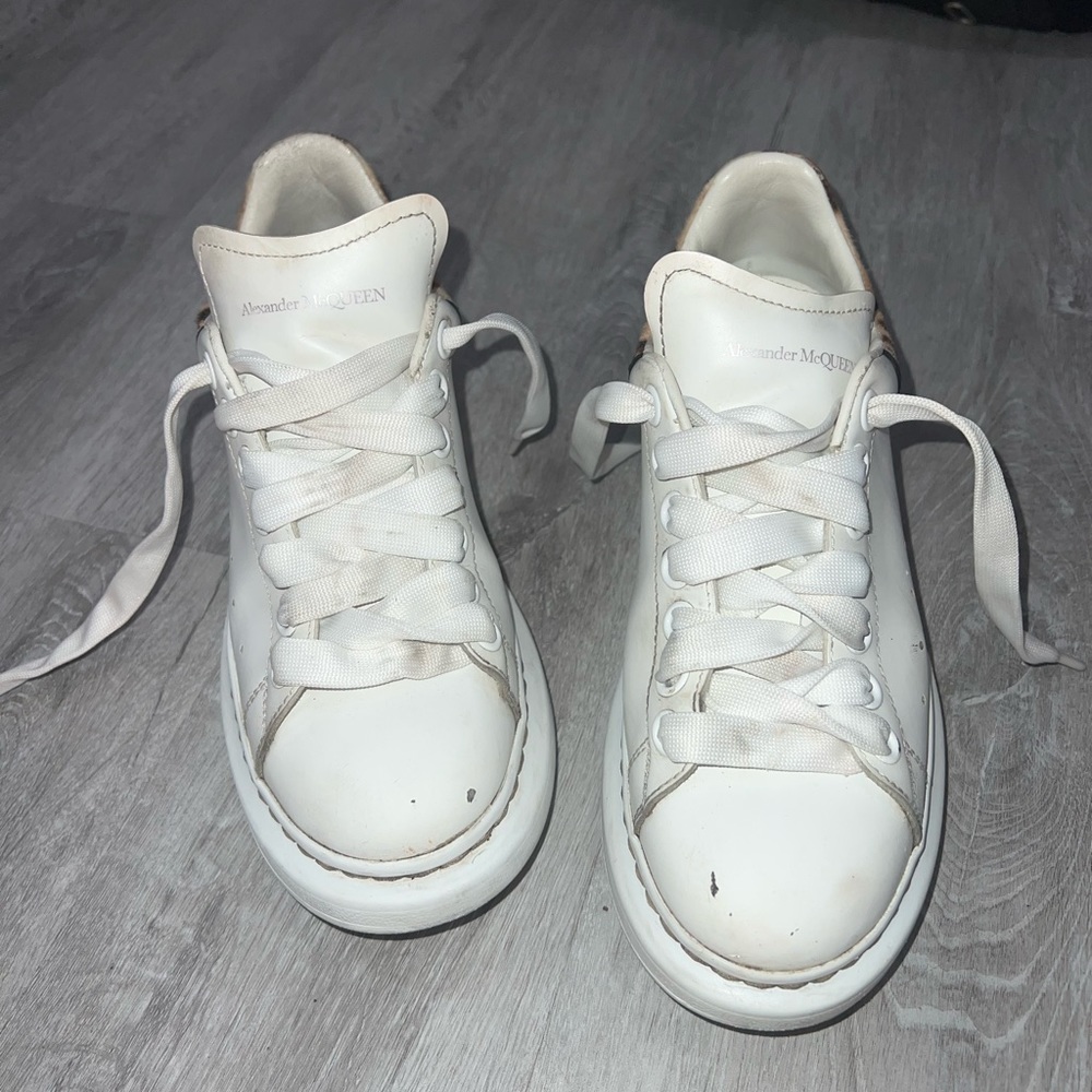 Alexander McQueen White Leather And Leopard Print Sneakers Size 37 1/2